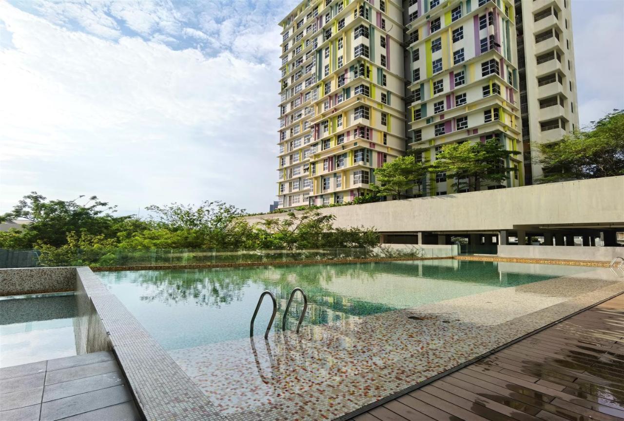 2 Bedroom Apartment - Mycribkl Neocyber Cyberjaya Dış mekan fotoğraf